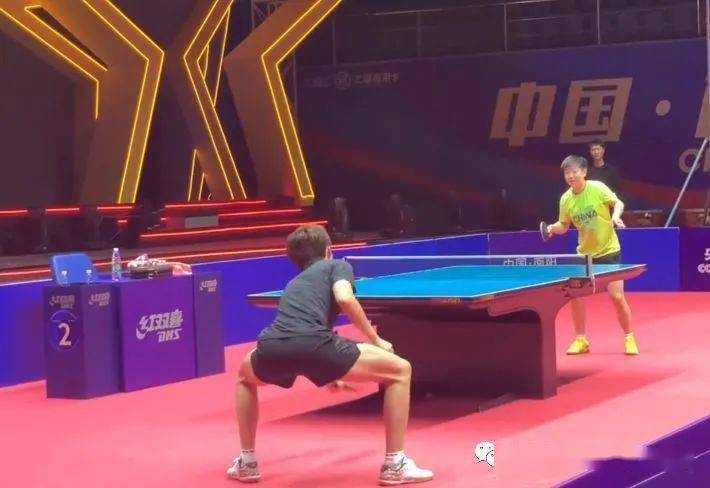 根据土壤湿 根据土壤湿