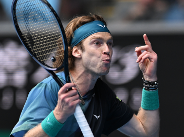 住防守的强 住防守的强